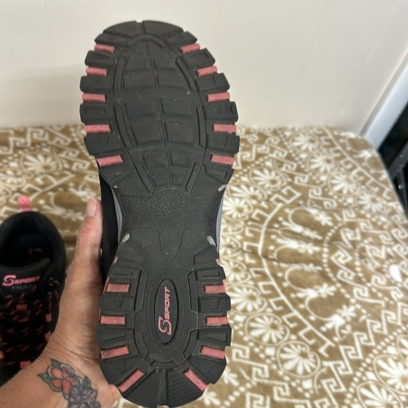 S Sport by Skechers ELAYNA Black Trail Sneakers w/Memory Foam unisex main image 8
